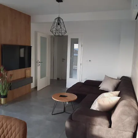 Malu Apartman 公寓 *